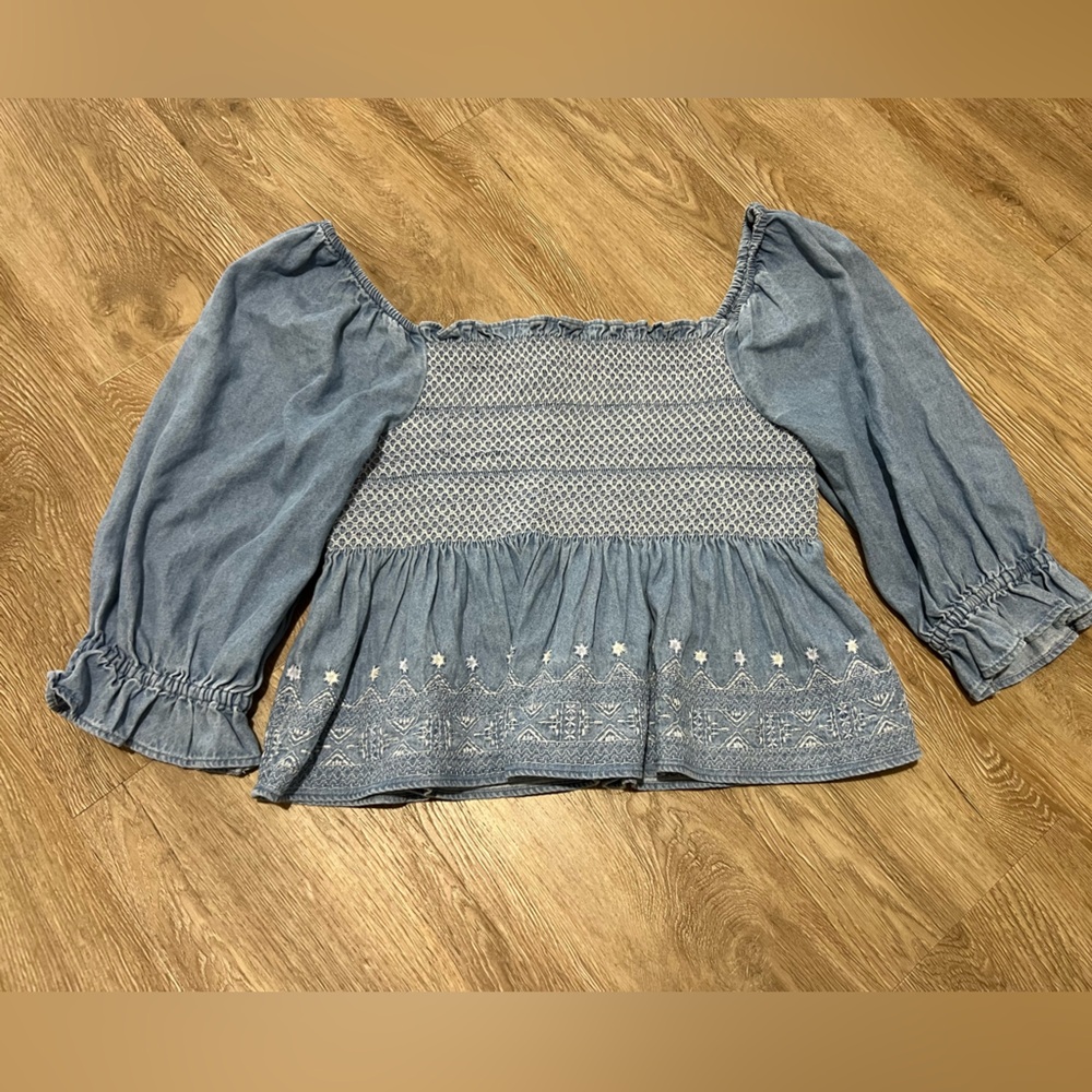 AMERICAN EAGLE Jean Smocked Off Shoulder Puff Sleeve Peplum Babydoll Blouse
